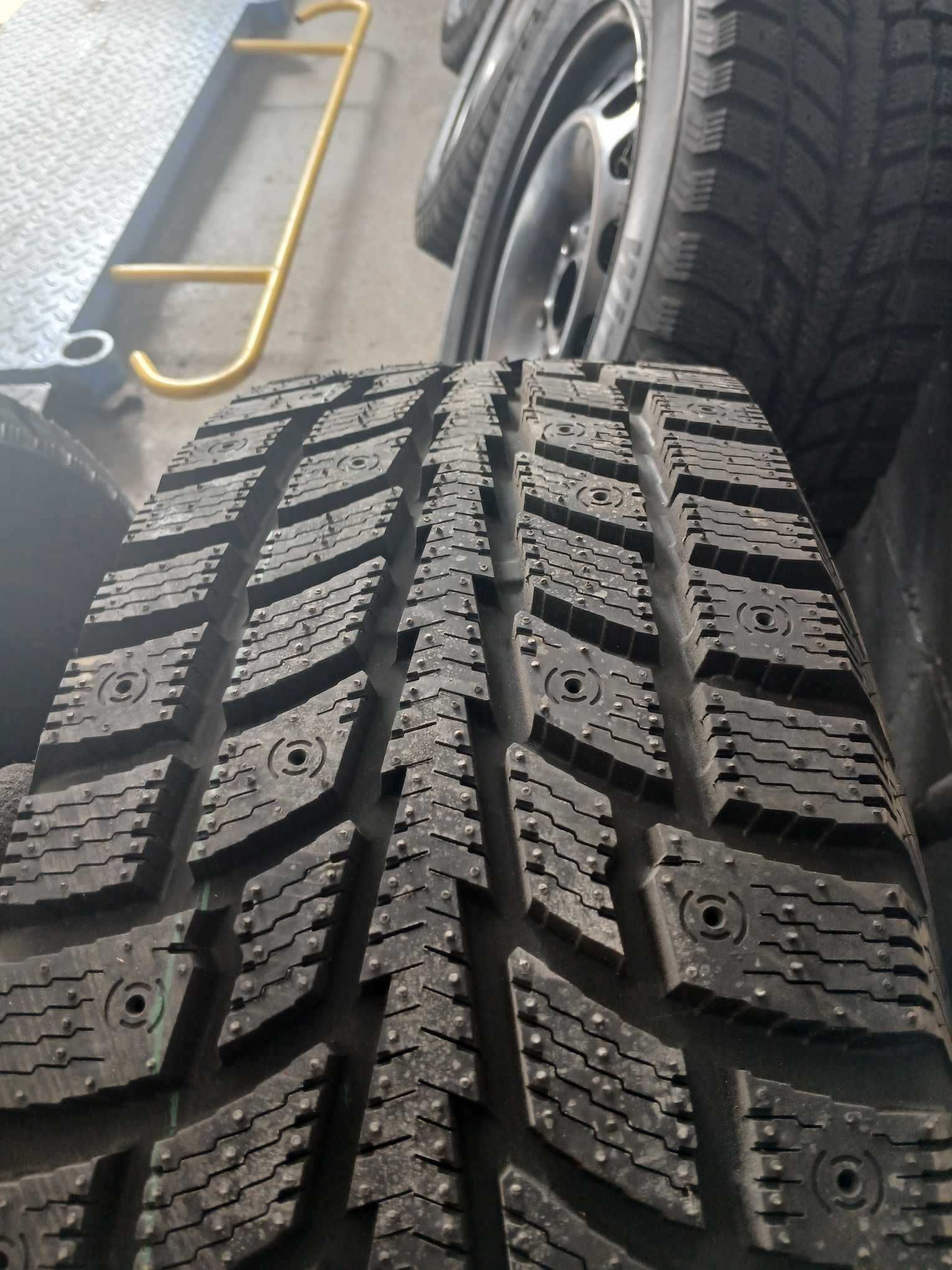 Gotowe koła 16 5x112 (NOWE OPONY) Vw Golf Touran Passat Skoda Audi