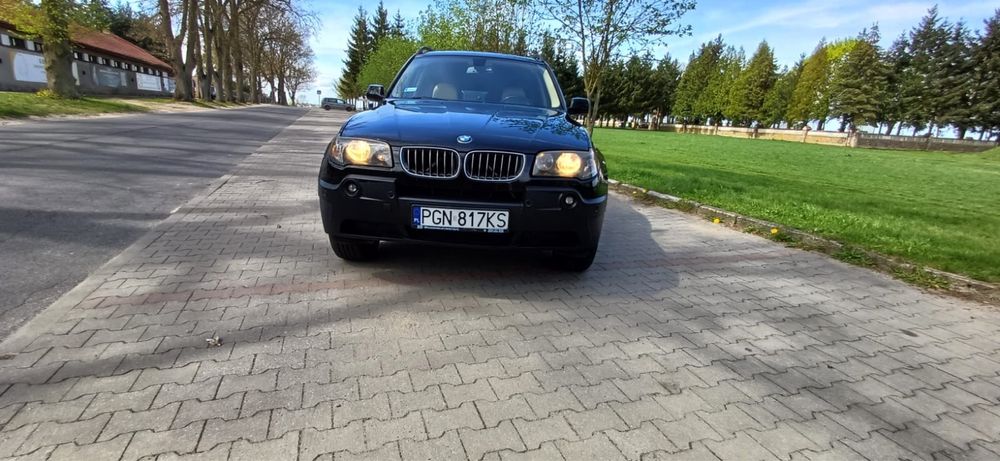 BMW X3 2.5i Android