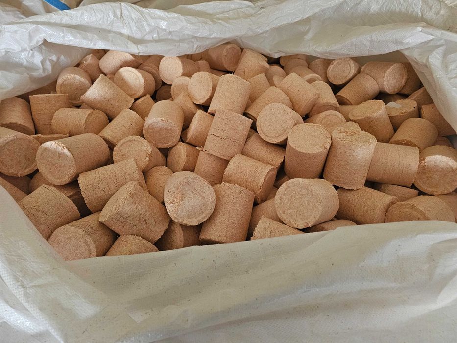 PELLET Olczyk,Sylva,Barlinek,Clear Energy, Ciepełko,Brykiet- Transport