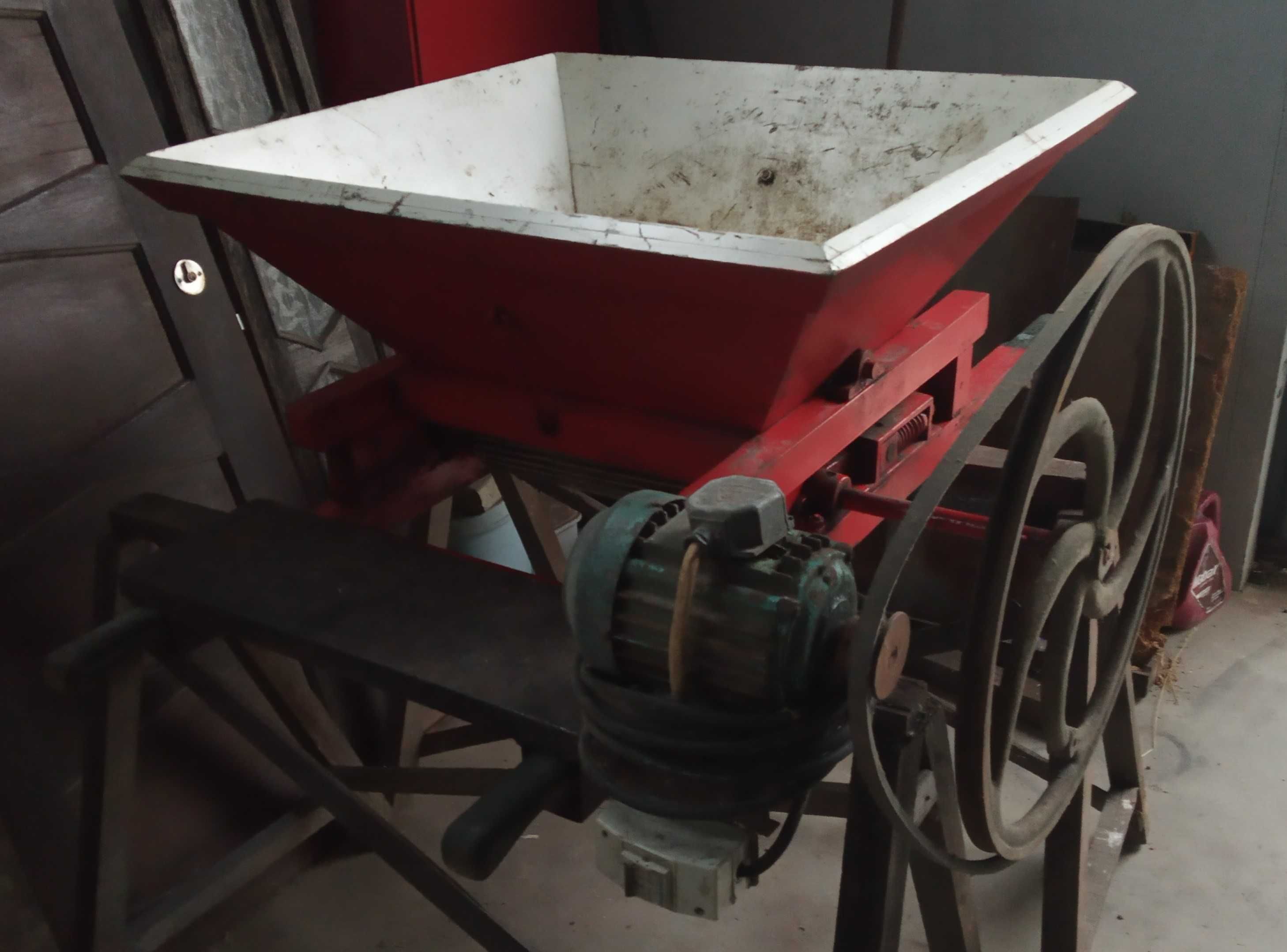 Esmagador de Uvas Vintage c/ ou s/ Motor