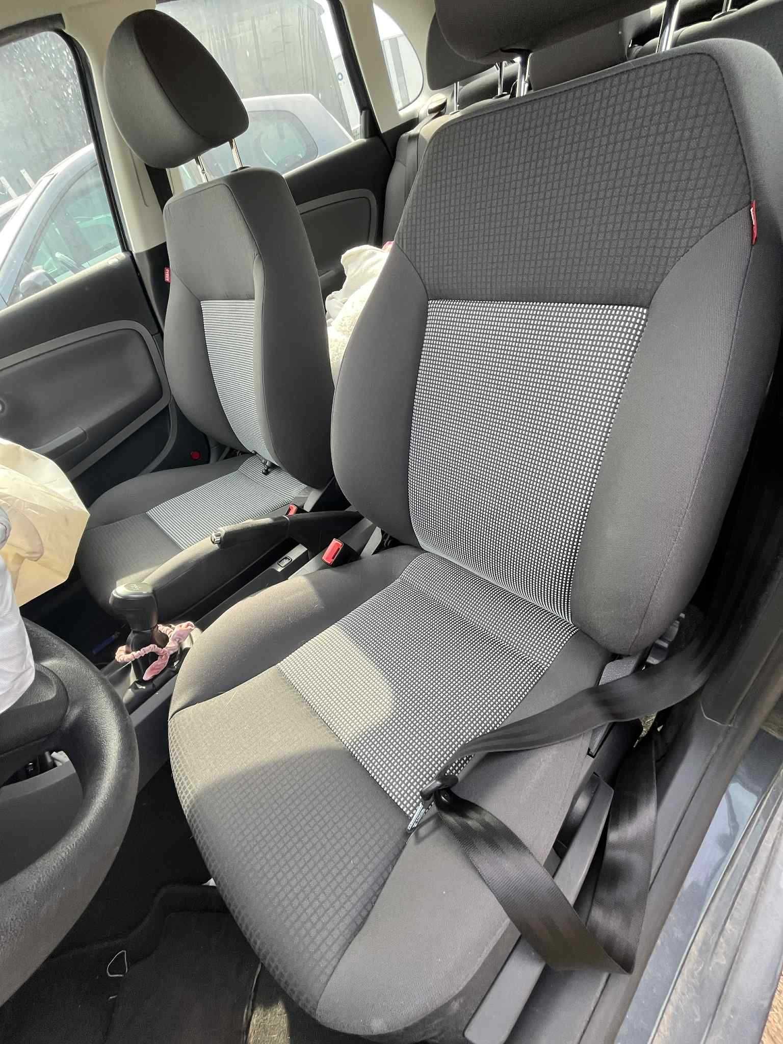 Samochód seat IBIZA