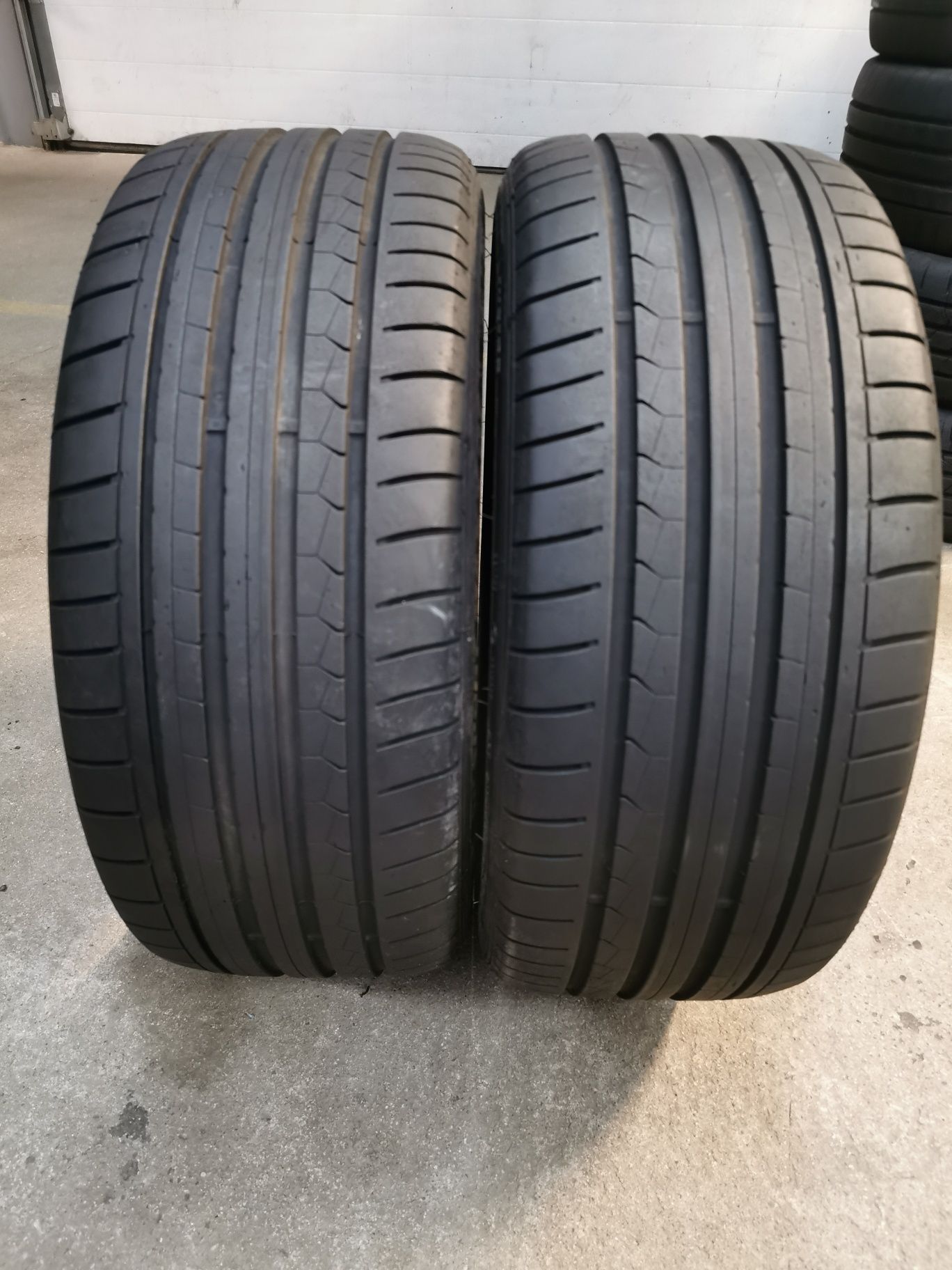 Para opon 245/35R20 Dunlop SP Sport Maxx GT RSC