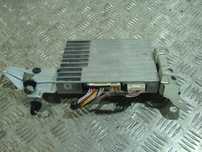 WZMACNIACZ JBL TOYOTA PRIUS  PLUS 12-