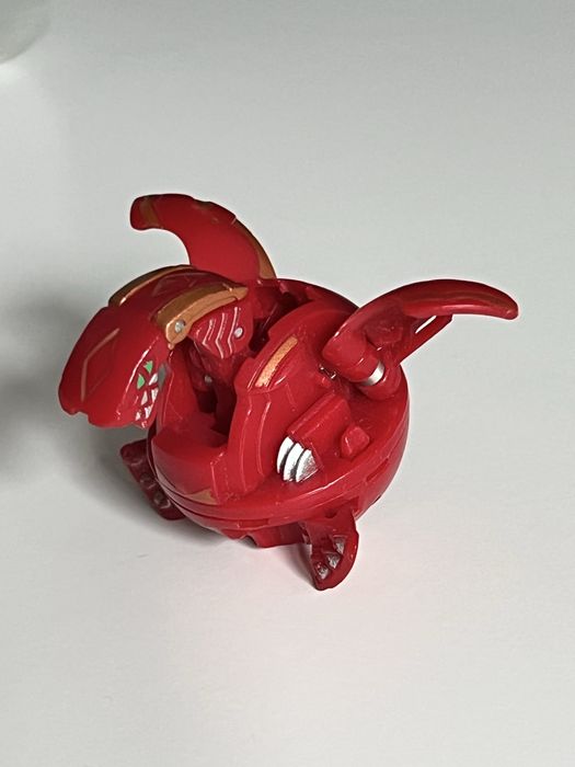 Bakugan Battle Brawlers Hyper Dragonoid Red Pyrus
