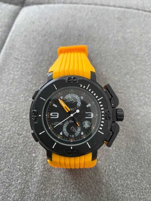 Relógio masculino Calgary design desportivo preto/amarelo