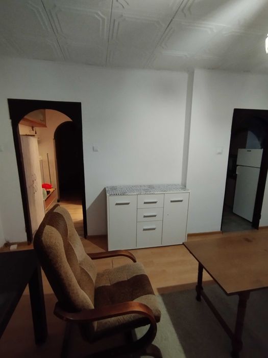 Wynajmę 2-pokojowe mieszkanie w centrum miasta.