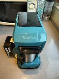 Maquina Café Makita c/ carregador e bateria