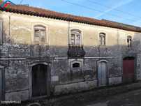 Casa centenária situada numa aldeia no concelho de Penacova, Coimbra