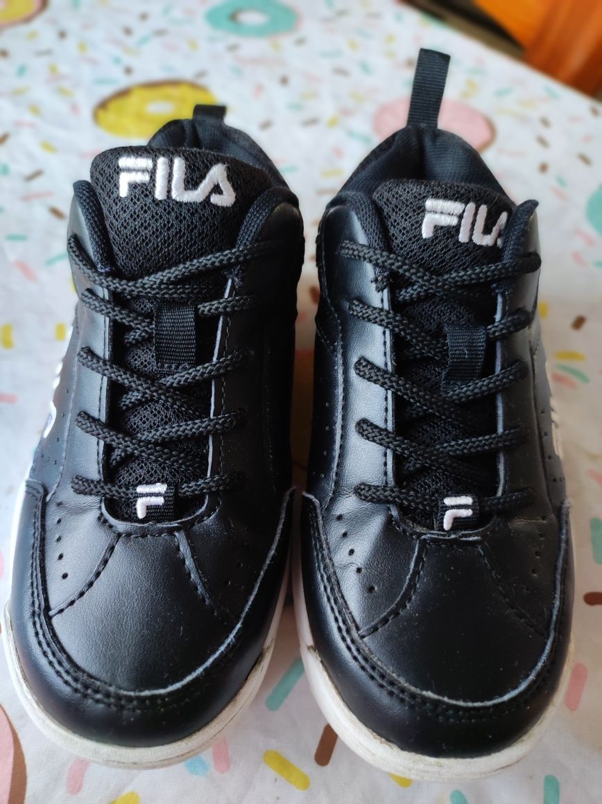 Adidasy Fila 31.