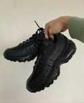 Nike Air Max 95 EssentialTriple Black R.43