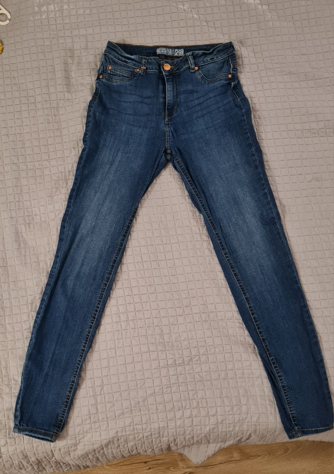 Jeansy damskie slim granatowe New Yorker r. 29,  M idealne