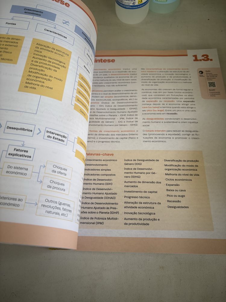 Economia C manual 12 ano Novo