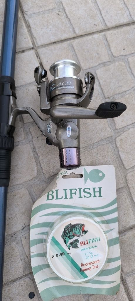 Pack cana de pesca, carreto Mitchell e bobine de fio