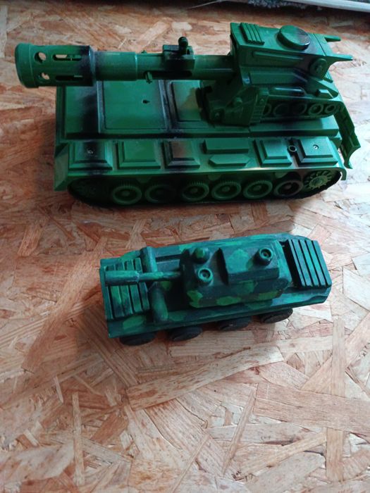 Zabawka czołgi drewniany i plastikowy