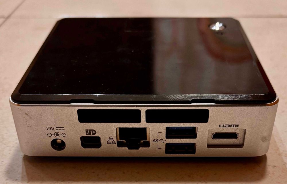 Mini Computador - Intel Nuc i5-5250U