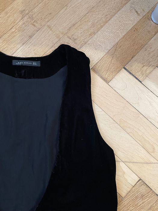 велюрова безрукавка кофта Zara жилетка  чорна светр безрукавка