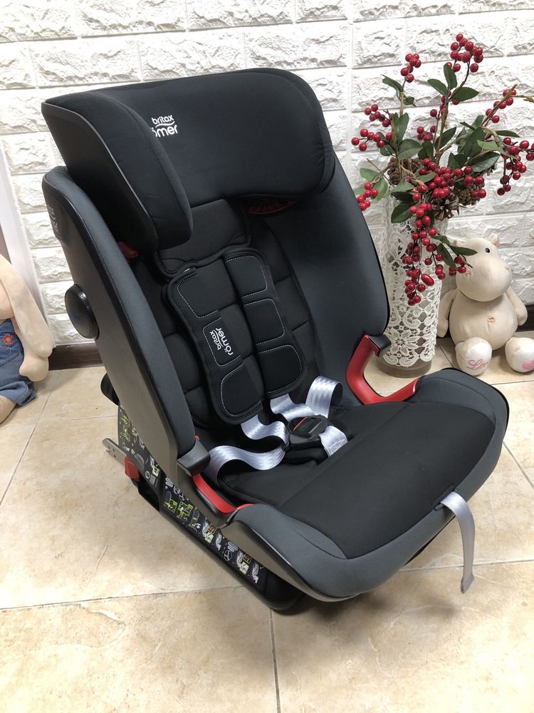 Автокрісло Britax Romer ADVANSAFIX IV R Група 1/2/3 (9-36кг) брітакс