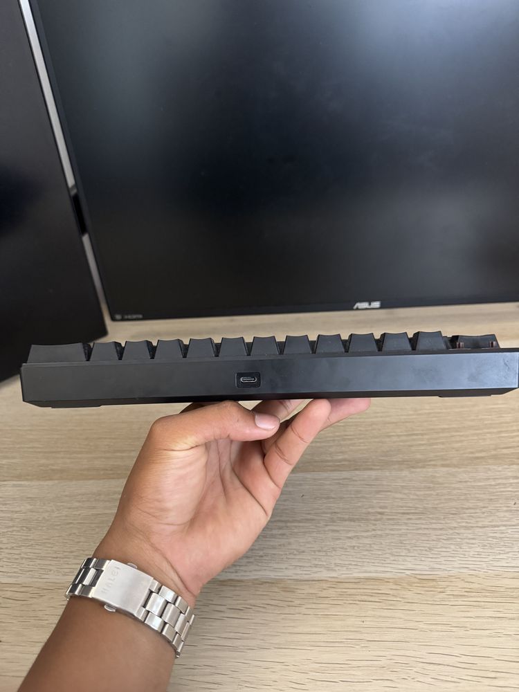 Teclado Gaming Royal Kludge RK61