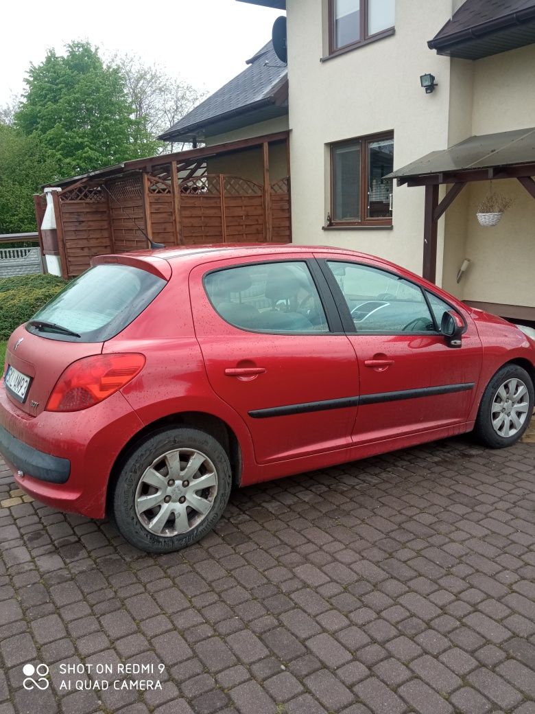 Peugeot 207 1.4  LPG 95 KM