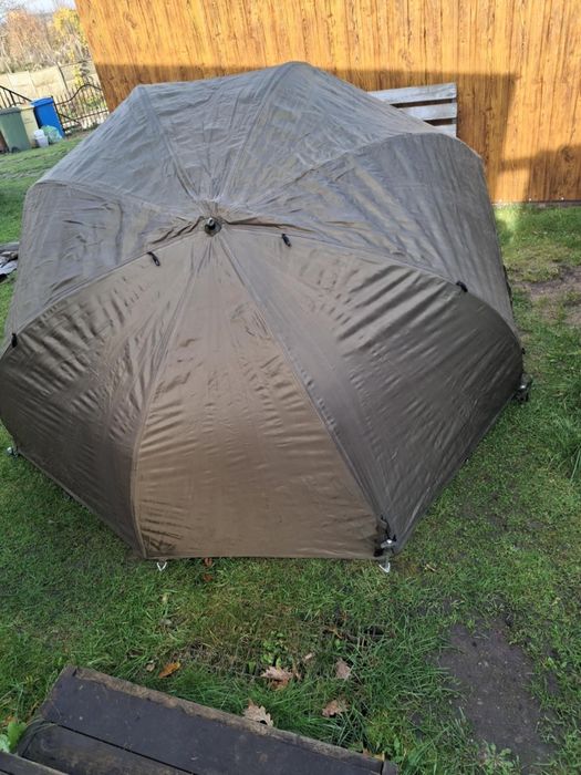 Namiot, parasol karpiowy. Brolly