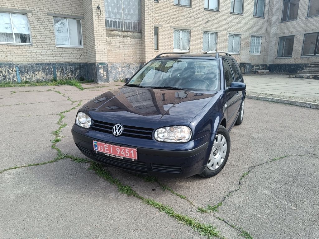 Volkswagen Golf 4 1.6 MPI бензин