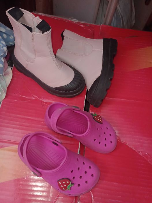 Взуття жіноче та дитяче, пересилаю