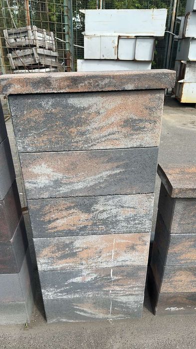 Блок для столбов забора гладкий цветной 200х200х500