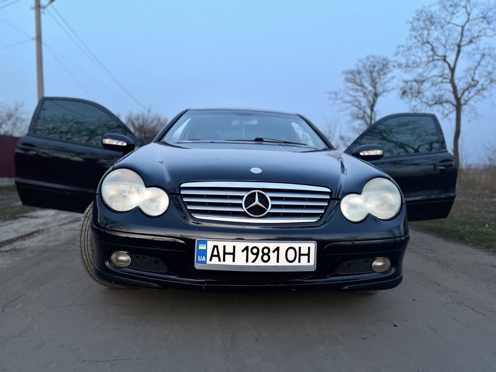 Продам! Mercedes C180