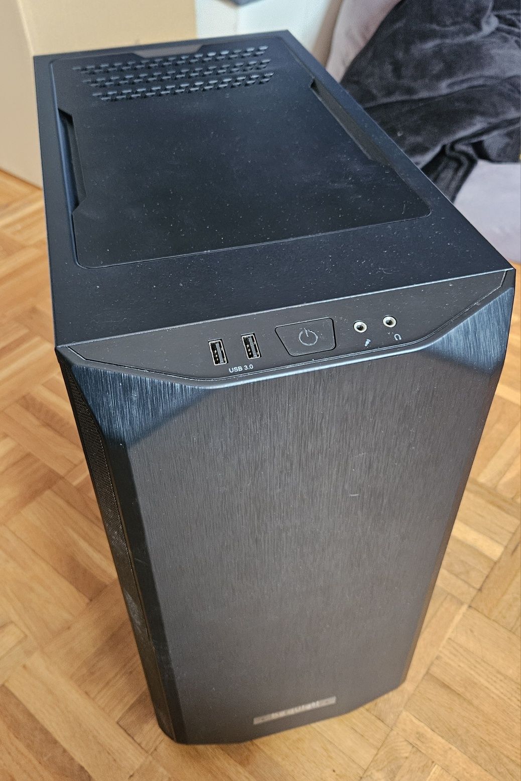 Komputer Stacjonarny AMD Ryzen 5 5600X / 32 GB RAM / GTX 1050 / 1,5 TB