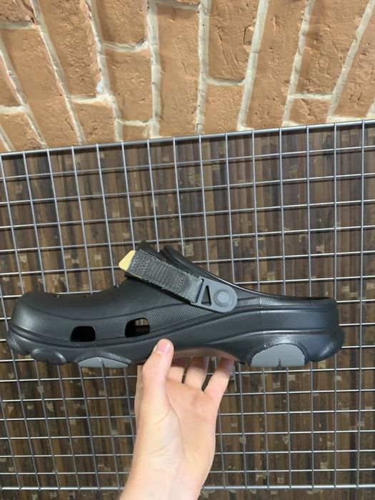 Сандалі Crocs оригінал чорні чоловічі шльопанці зручні літні крокси