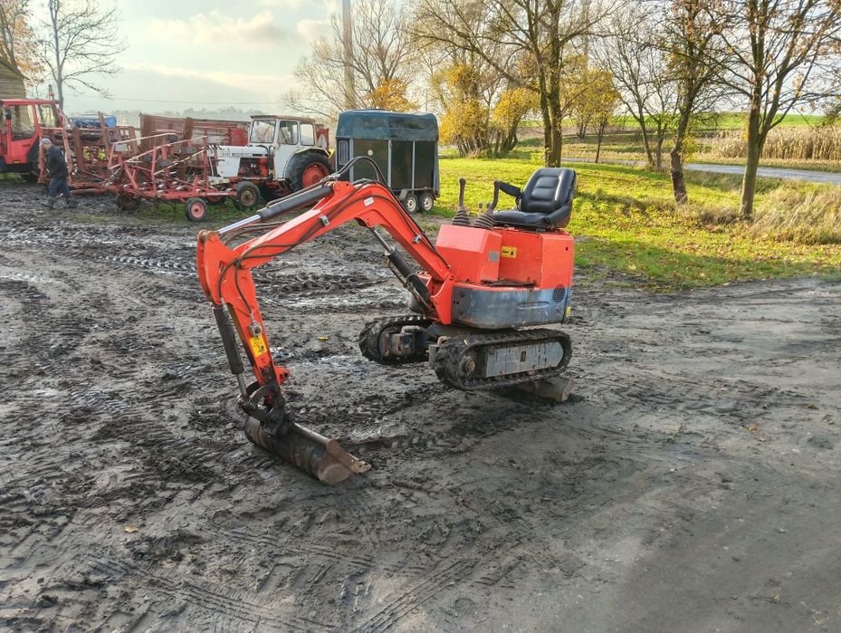 Minikoparka WE 08 ( 2020r ) z osprzętem diesel ( nie Kubota )