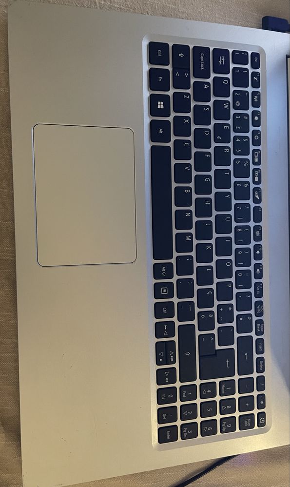 Acer Aspire A515-54 | i5 | 15,6’’ | Como novo!