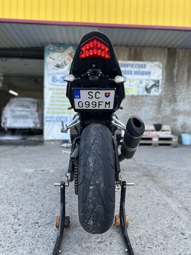 Мотоцикл Suzuki GSX-R 750 На Доках