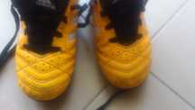 Vendo botas de Futebol Adidas para Criança