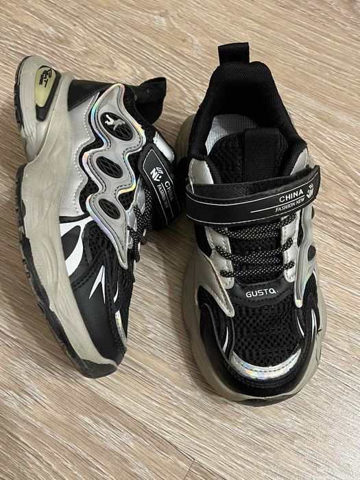 Кросівки для хлопчика