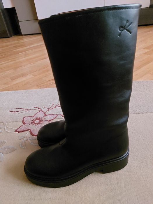 Чоботи Качоровська