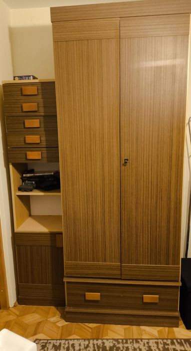 Meble do pokoju używane  3 elementy pilnie oddam