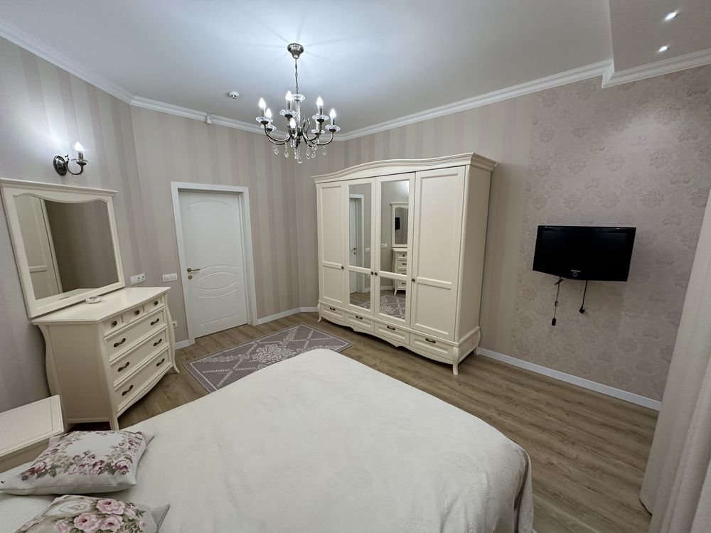Продам дом Hollywood, Сертификат, Єоселя