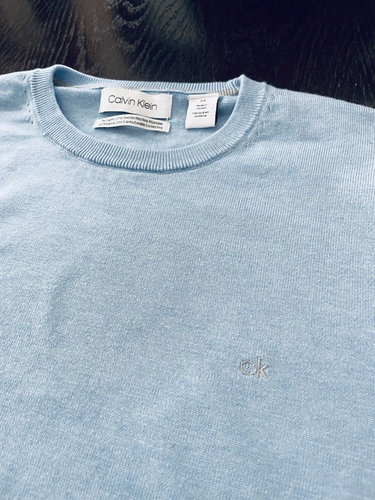 Жіноча кофтинка  Calvin Klein оригінал, як новий!