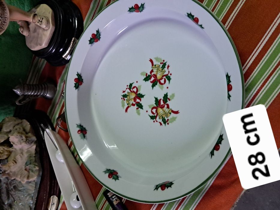 Prato grande em porcelana