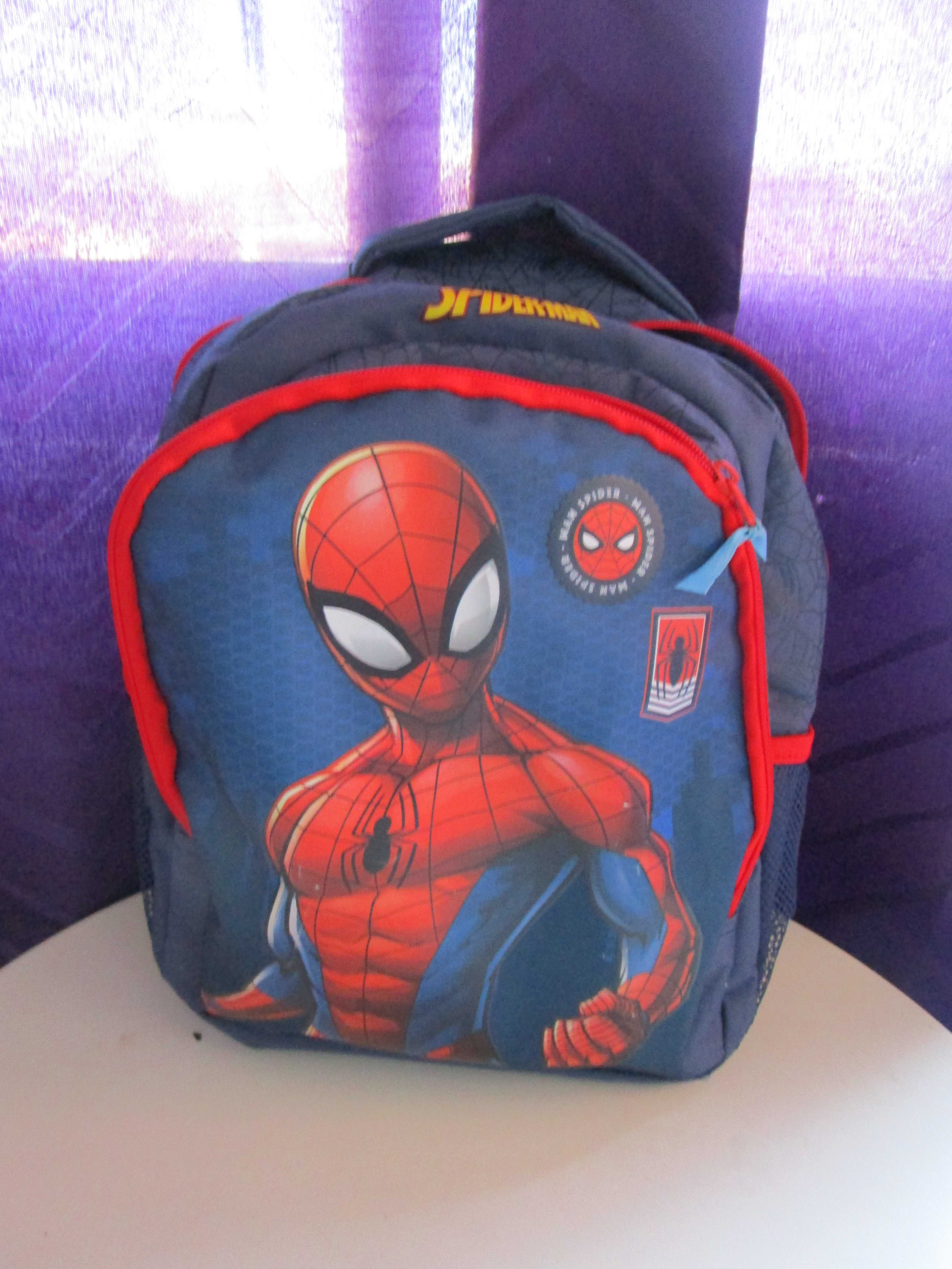 Mochila para criança do Homem-Aranha - excelente estado de conservação