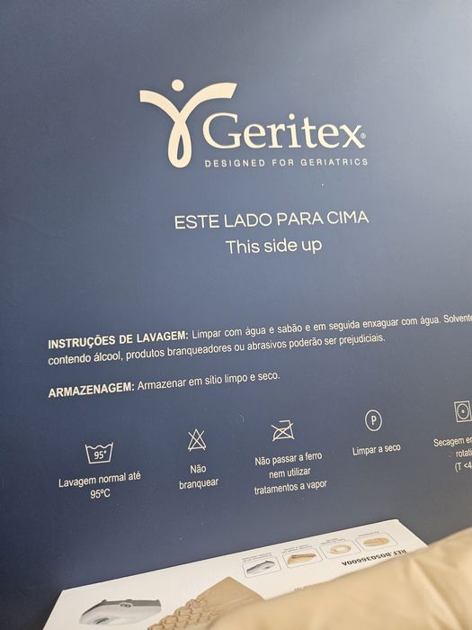 Cama articulada  como nova, usada três dias. Tenho factura.