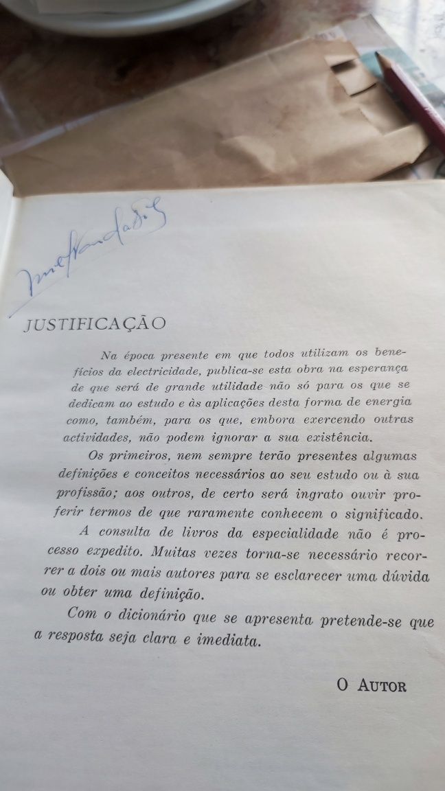 Dicionário Ilustrado de Electricidade - Teófilo Leal Lino de Sousa