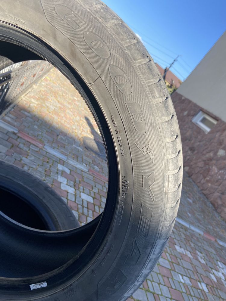 Шини літні 265/50/r19 GoodYear