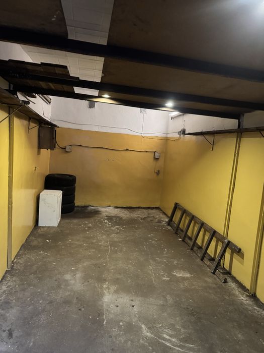 Garaz przy ul Przemysłowej w Czarnkowie wynajmę