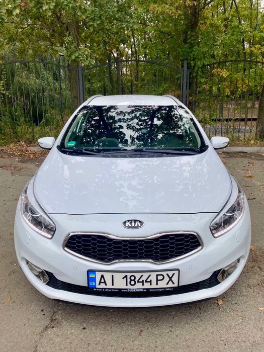 Кіа Сееd 2013 року