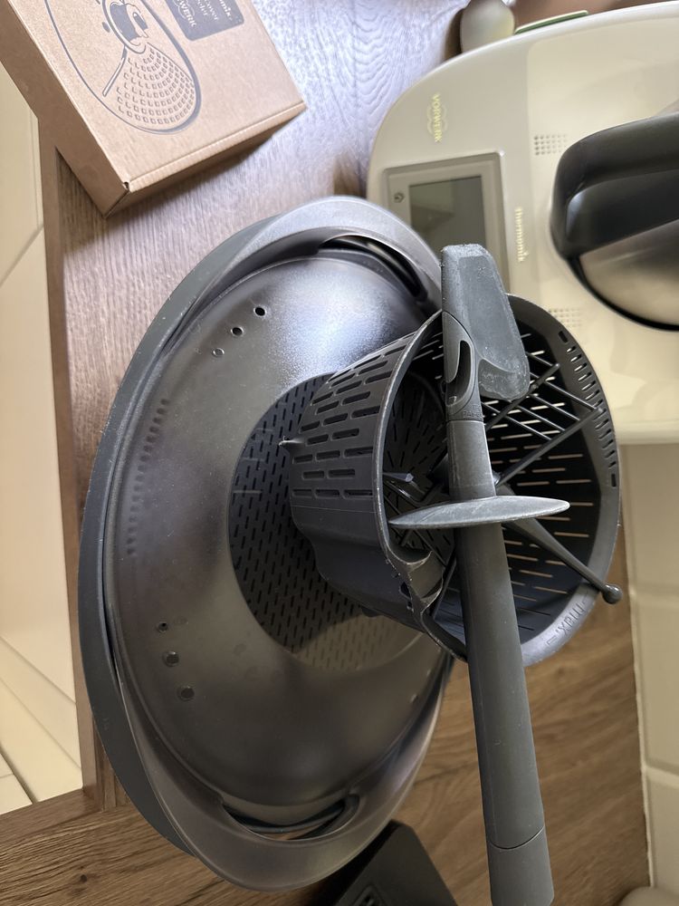 Thermomix TM5 z akcesoriami
