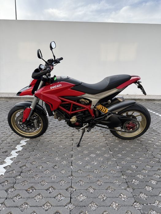 Ducati Hypermotard 821