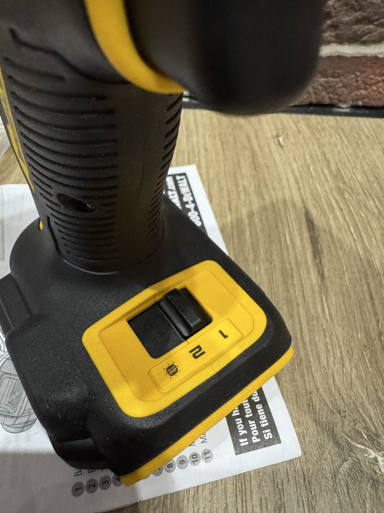 Шуруповерт гидравлический DeWalt dcf870b