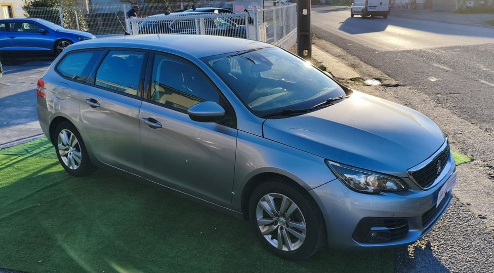 Peugeot 308 allure 2020